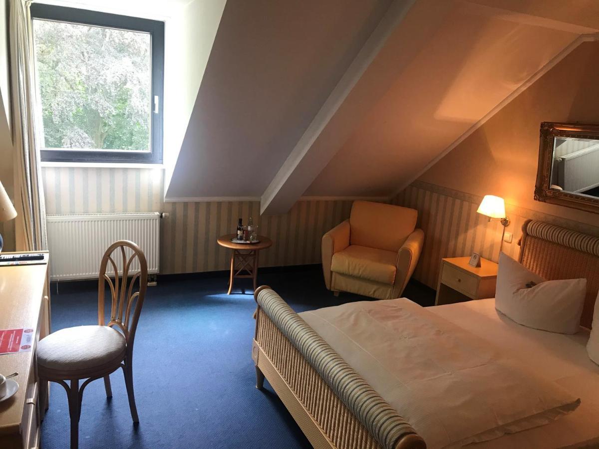 Burg Wegberg Hotel & Eventlocation Экстерьер фото